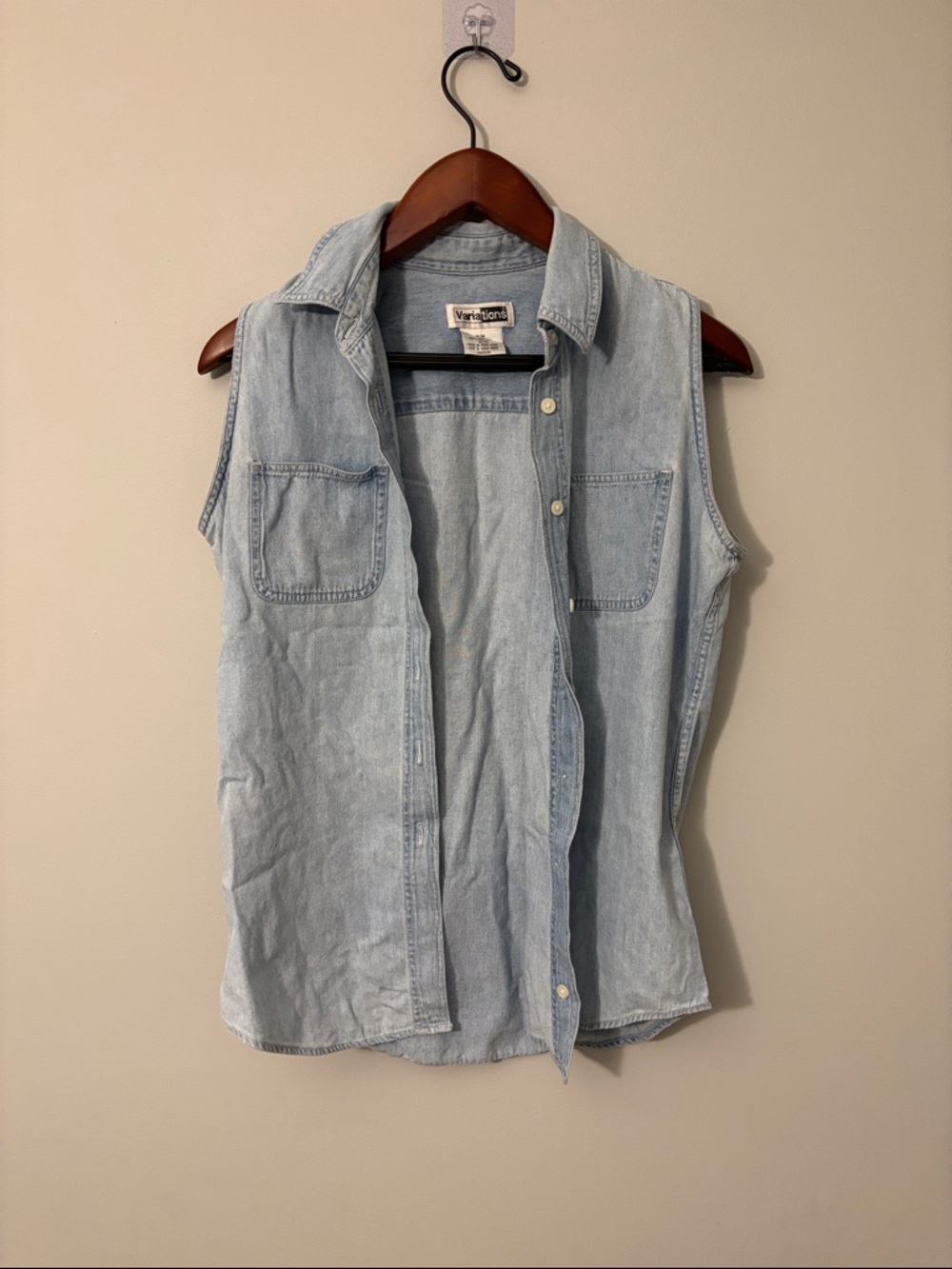 Vintage Light Blue Sleeveless Denim Button-Down Shirt